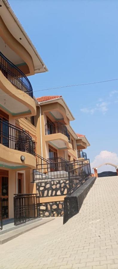 Legend Executive Suites Fort Portal المظهر الخارجي الصورة